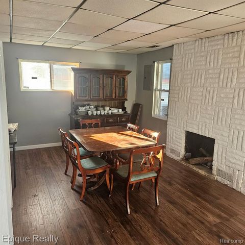 14337 Leonard Avenue, Warren, MI 48089