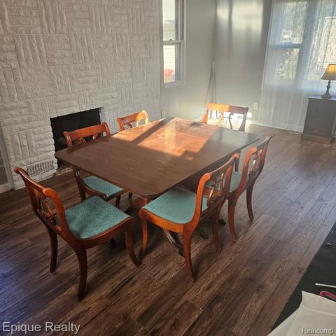 14337 Leonard Avenue, Warren, MI 48089