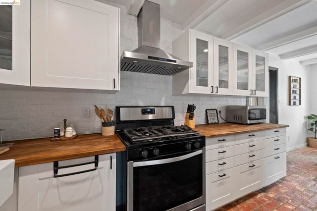 20785 Buttercup Cir, Groveland, CA 95321