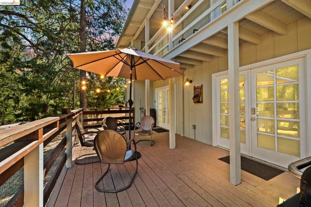 20785 Buttercup Cir, Groveland, CA 95321