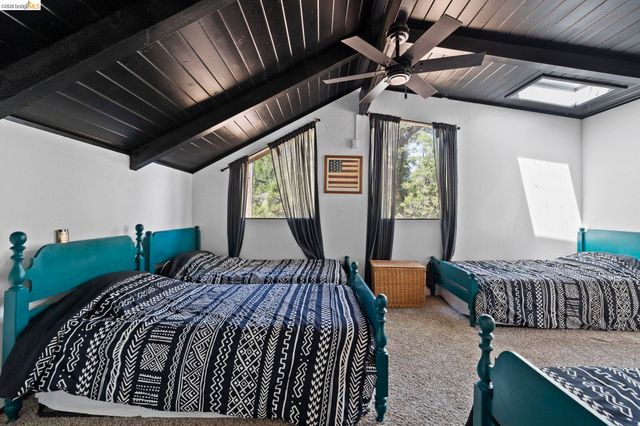 20785 Buttercup Cir, Groveland, CA 95321