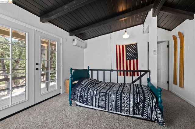 20785 Buttercup Cir, Groveland, CA 95321