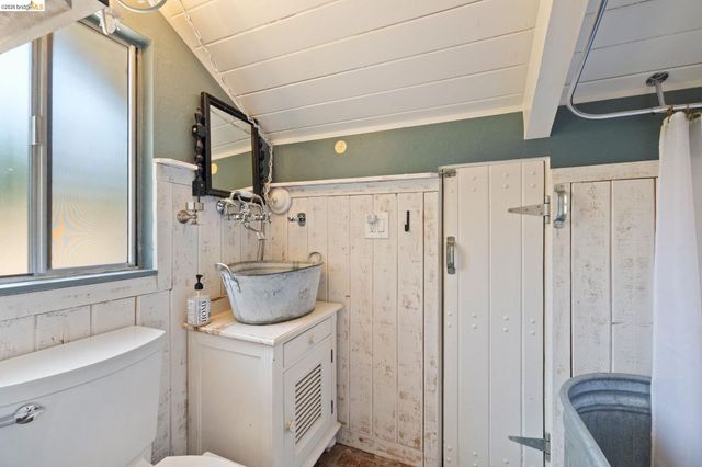 20785 Buttercup Cir, Groveland, CA 95321