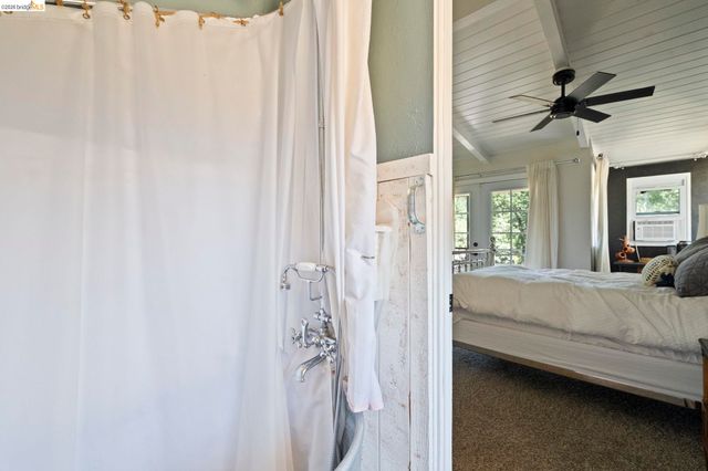 20785 Buttercup Cir, Groveland, CA 95321