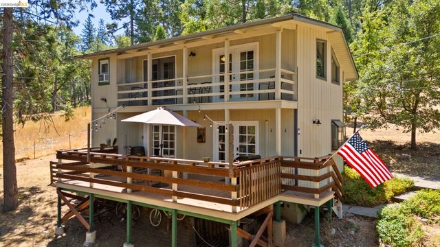 20785 Buttercup Cir, Groveland, CA 95321