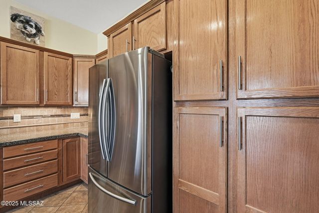 2506 E Bluejay Bluff Lane, Green Valley, AZ 85614