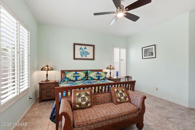 2506 E Bluejay Bluff Lane, Green Valley, AZ 85614