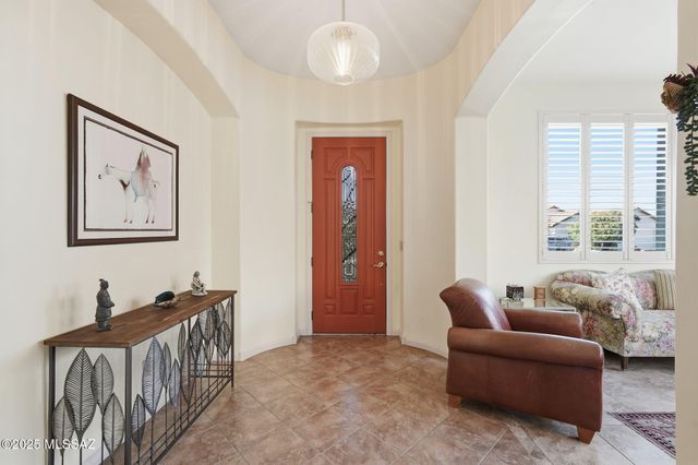 2506 E Bluejay Bluff Lane, Green Valley, AZ 85614