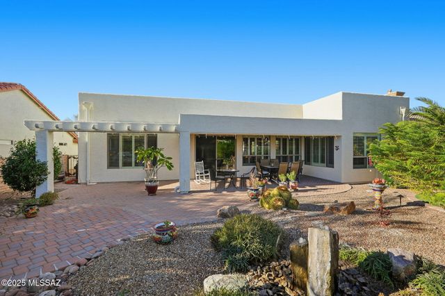 2506 E Bluejay Bluff Lane, Green Valley, AZ 85614