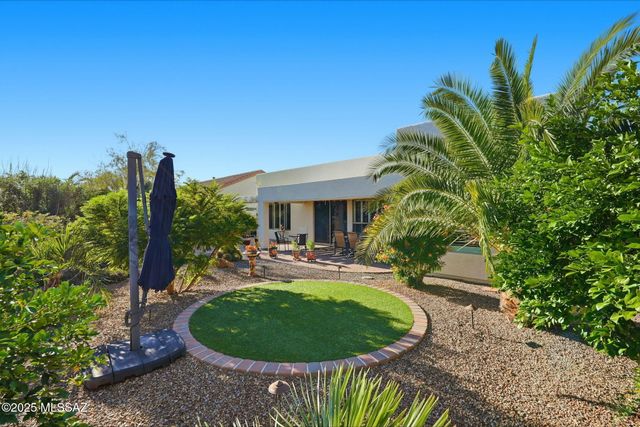 2506 E Bluejay Bluff Lane, Green Valley, AZ 85614