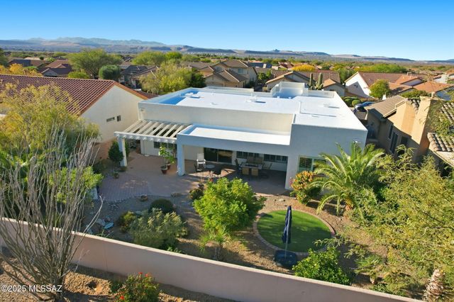 2506 E Bluejay Bluff Lane, Green Valley, AZ 85614
