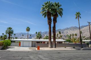 2007 E Andreas Road, Palm Springs, CA 92262