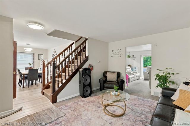 23821 Manistee Street, Oak Park, MI 48237