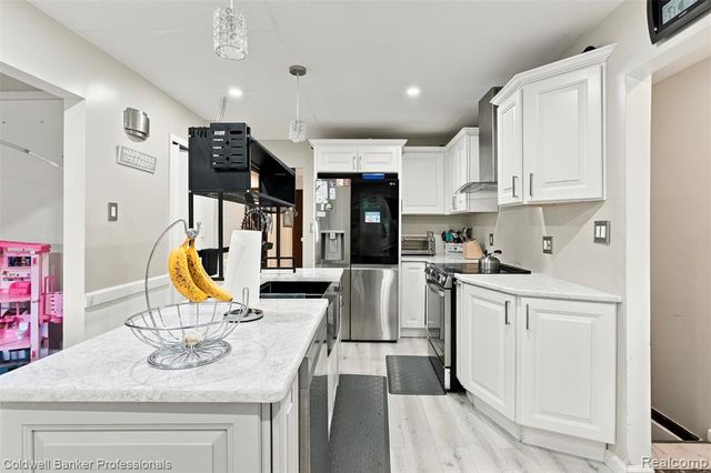 23821 Manistee Street, Oak Park, MI 48237