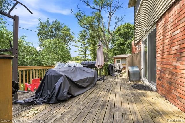 23821 Manistee Street, Oak Park, MI 48237