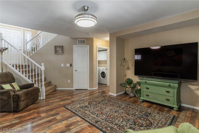 9692 Sandia Avenue, Las Vegas, NV 89147