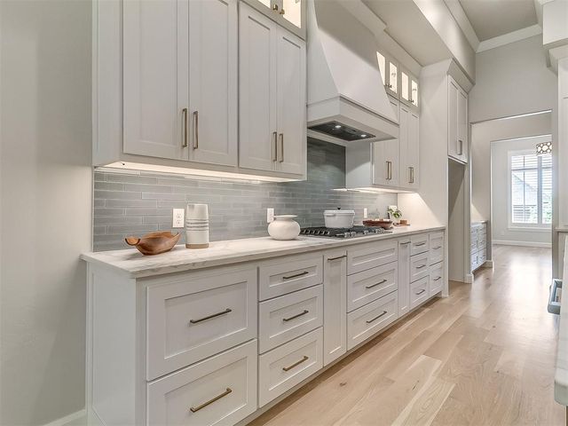 2916 Flycatcher Lane, Edmond, OK 73012