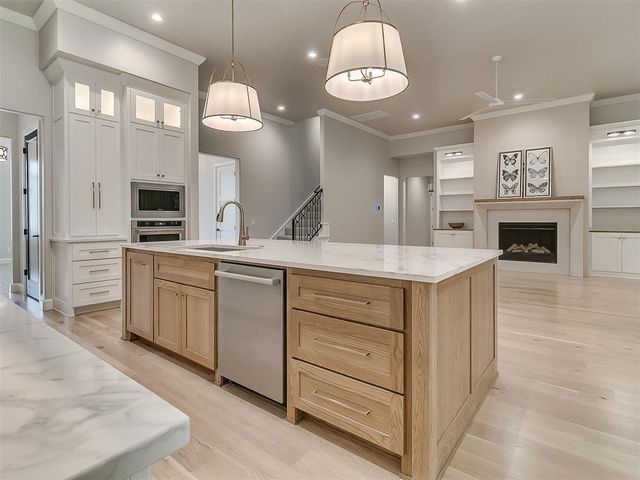 2916 Flycatcher Lane, Edmond, OK 73012