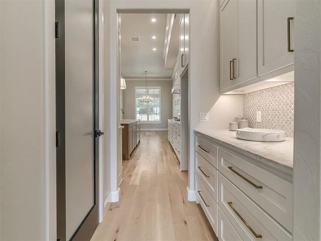 2916 Flycatcher Lane, Edmond, OK 73012