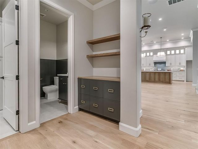 2916 Flycatcher Lane, Edmond, OK 73012