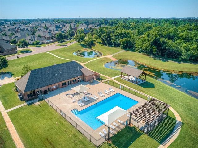 2916 Flycatcher Lane, Edmond, OK 73012