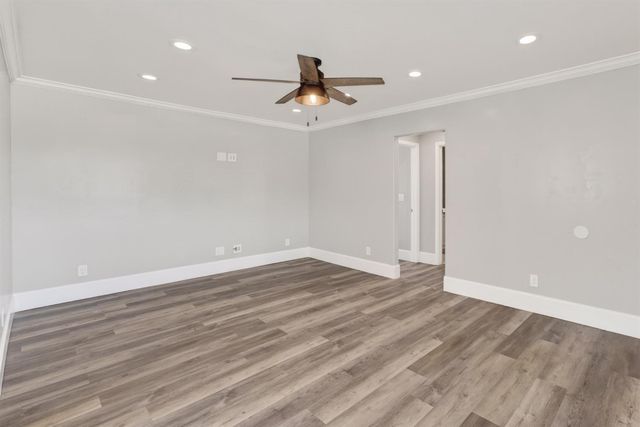 634 E Harney Ln, Lodi, CA 95242