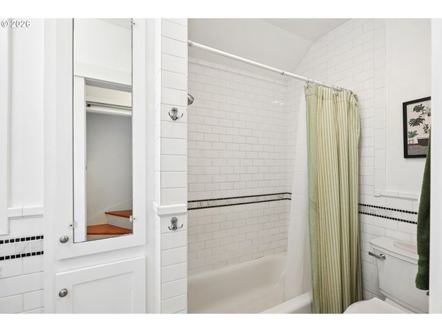 3323 Se 55TH Ave, Portland, OR 97206