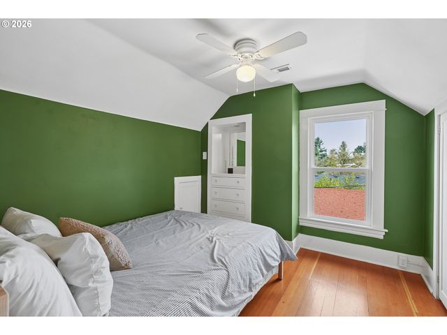 3323 Se 55TH Ave, Portland, OR 97206