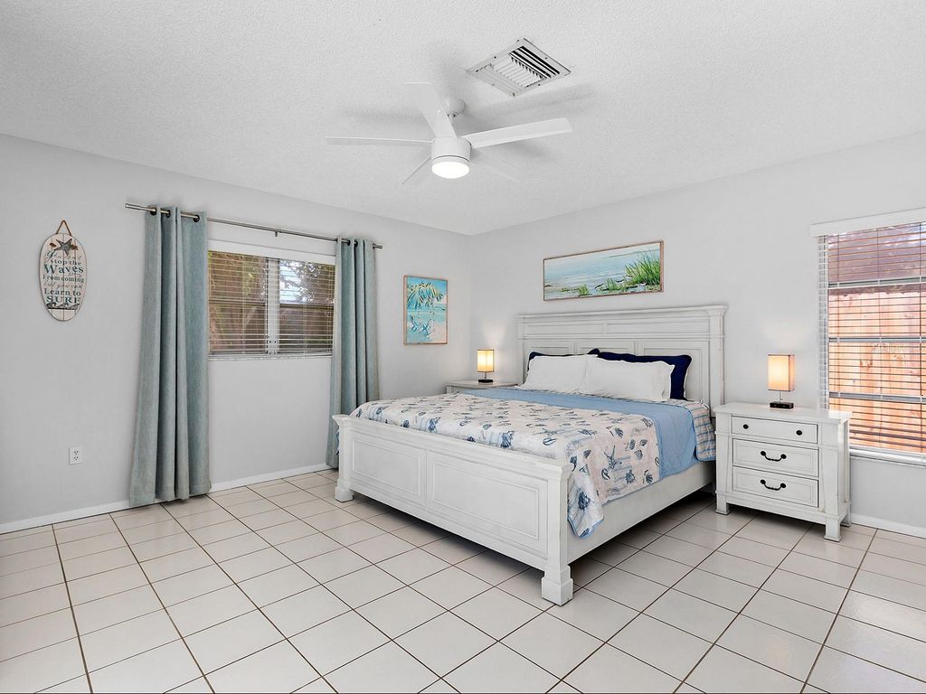 Image 24 of property listing at 4474 COCO RIDGE CIRCLE, Sarasota, FL 34233