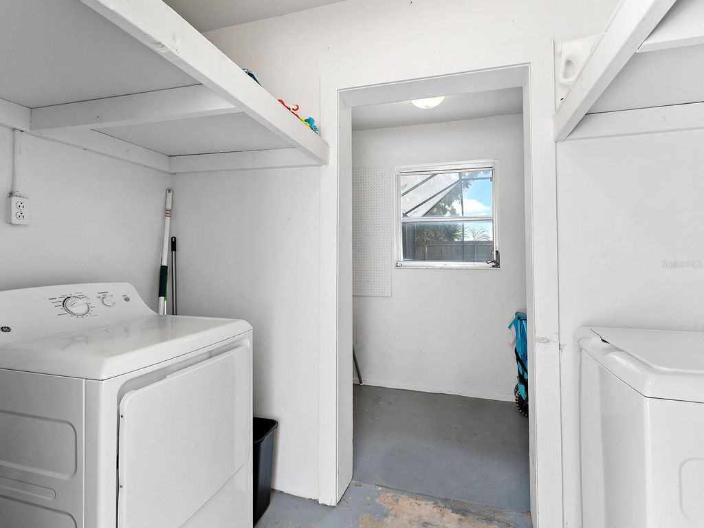 Image 34 of property listing at 4474 COCO RIDGE CIRCLE, Sarasota, FL 34233