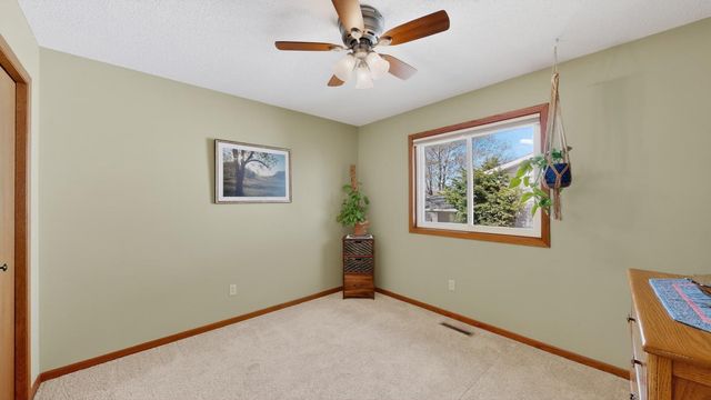 4319 4th Place NW, Rochester, MN 55901