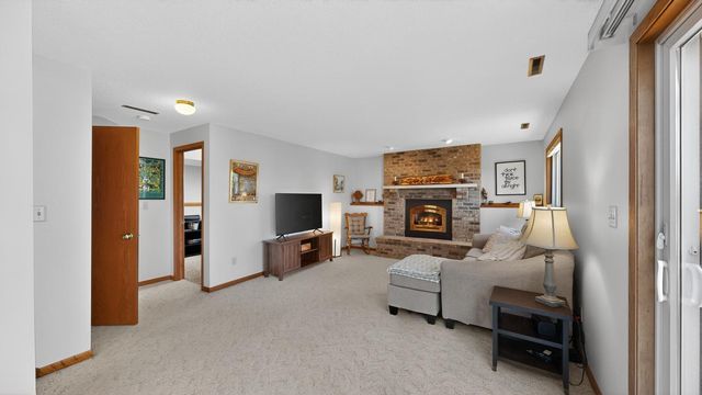 4319 4th Place NW, Rochester, MN 55901