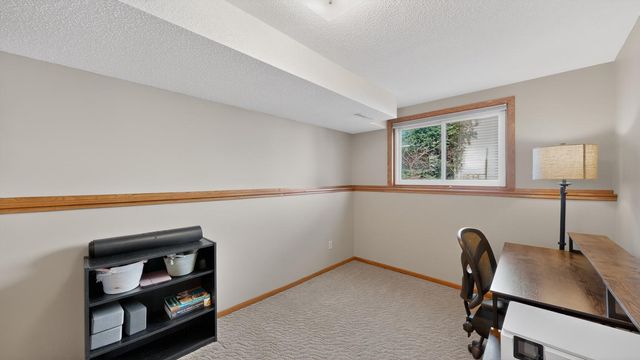 4319 4th Place NW, Rochester, MN 55901