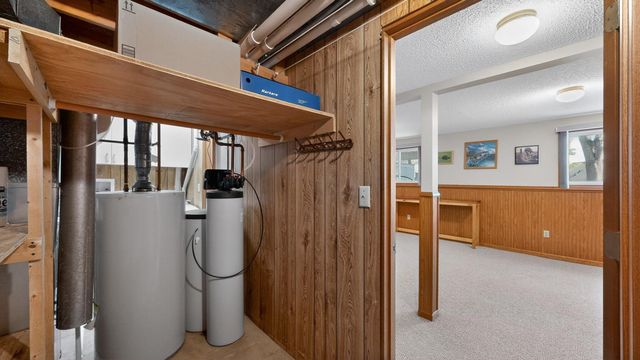 4319 4th Place NW, Rochester, MN 55901