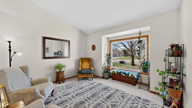 4319 4th Place NW, Rochester, MN 55901