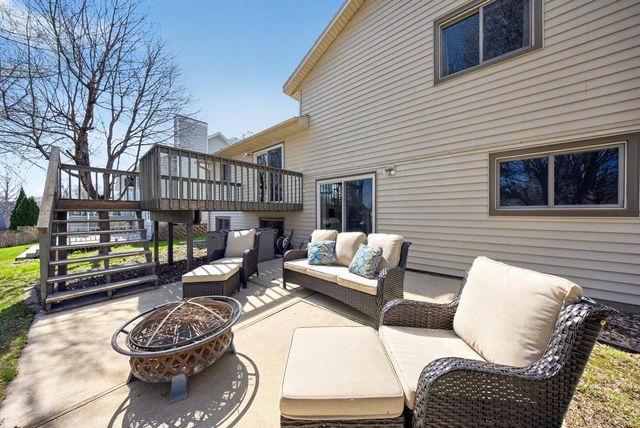 4319 4th Place NW, Rochester, MN 55901