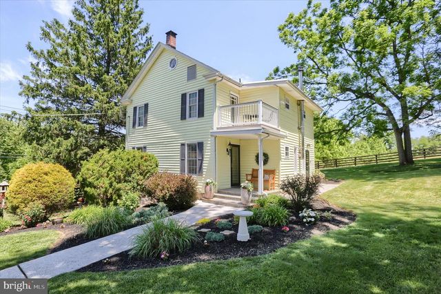 737 PIKETOWN RD, Harrisburg, PA 17112