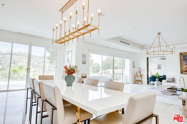 12148 Travis Street, Los Angeles, CA 90049