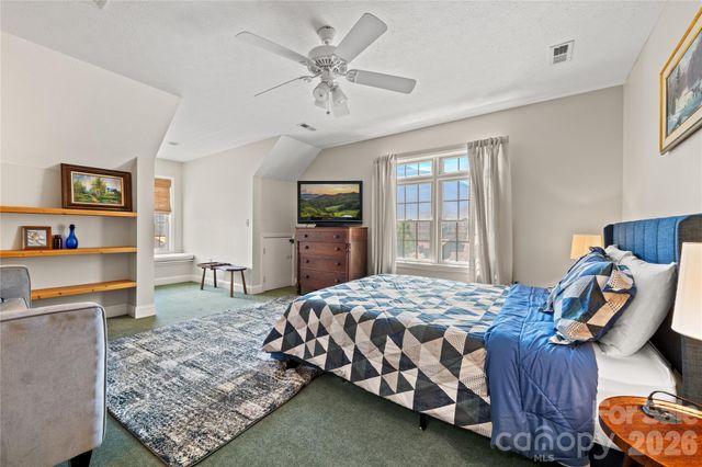 60 Rolling Lane, Maggie Valley, NC 28751