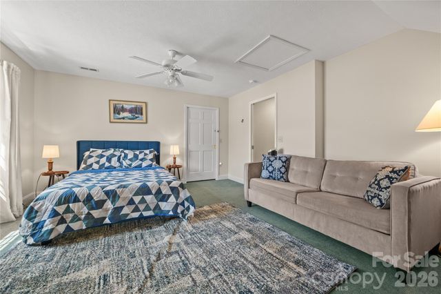 60 Rolling Lane, Maggie Valley, NC 28751