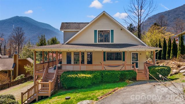 60 Rolling Lane, Maggie Valley, NC 28751