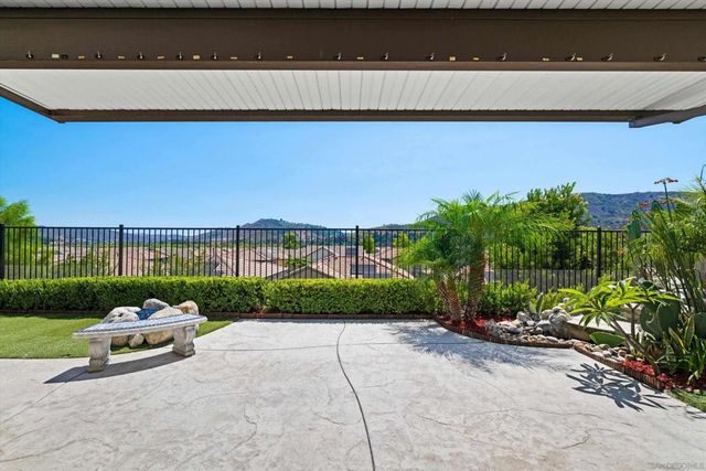 339 Calabrese Street, Fallbrook, CA 92028