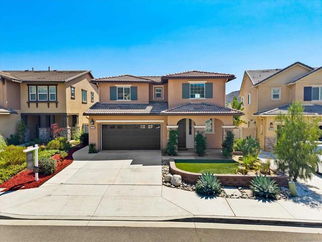 339 Calabrese Street, Fallbrook, CA 92028