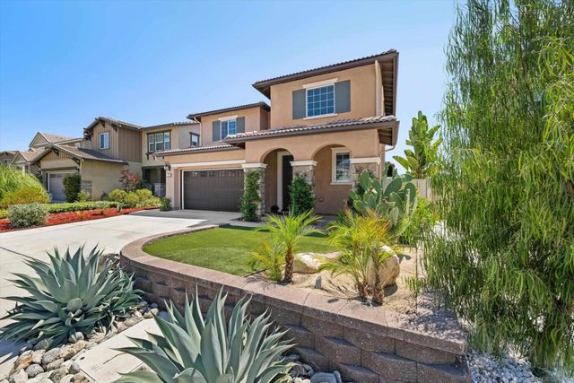 339 Calabrese Street, Fallbrook, CA 92028