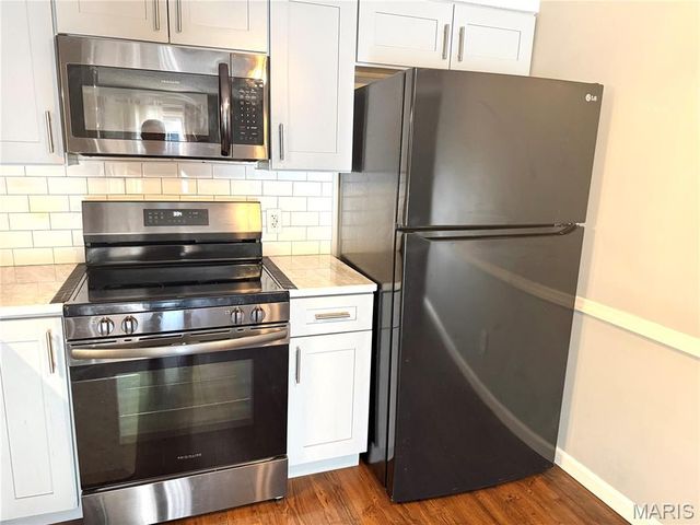 9209 Bent Pine Court F, Unincorporated, MO 63126