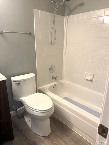 9209 Bent Pine Court F, Unincorporated, MO 63126