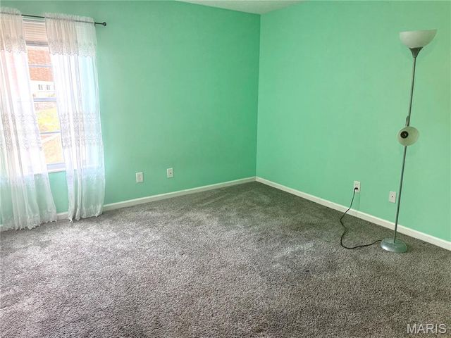 9209 Bent Pine Court F, Unincorporated, MO 63126