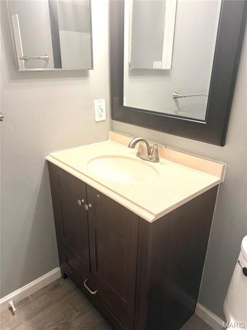 9209 Bent Pine Court F, Unincorporated, MO 63126
