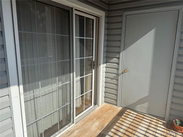 9209 Bent Pine Court F, Unincorporated, MO 63126