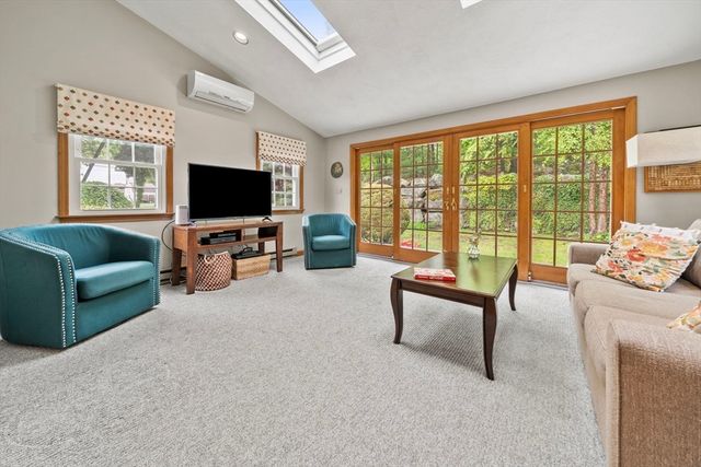 71 Sheilas Way, Lynn, MA 01904